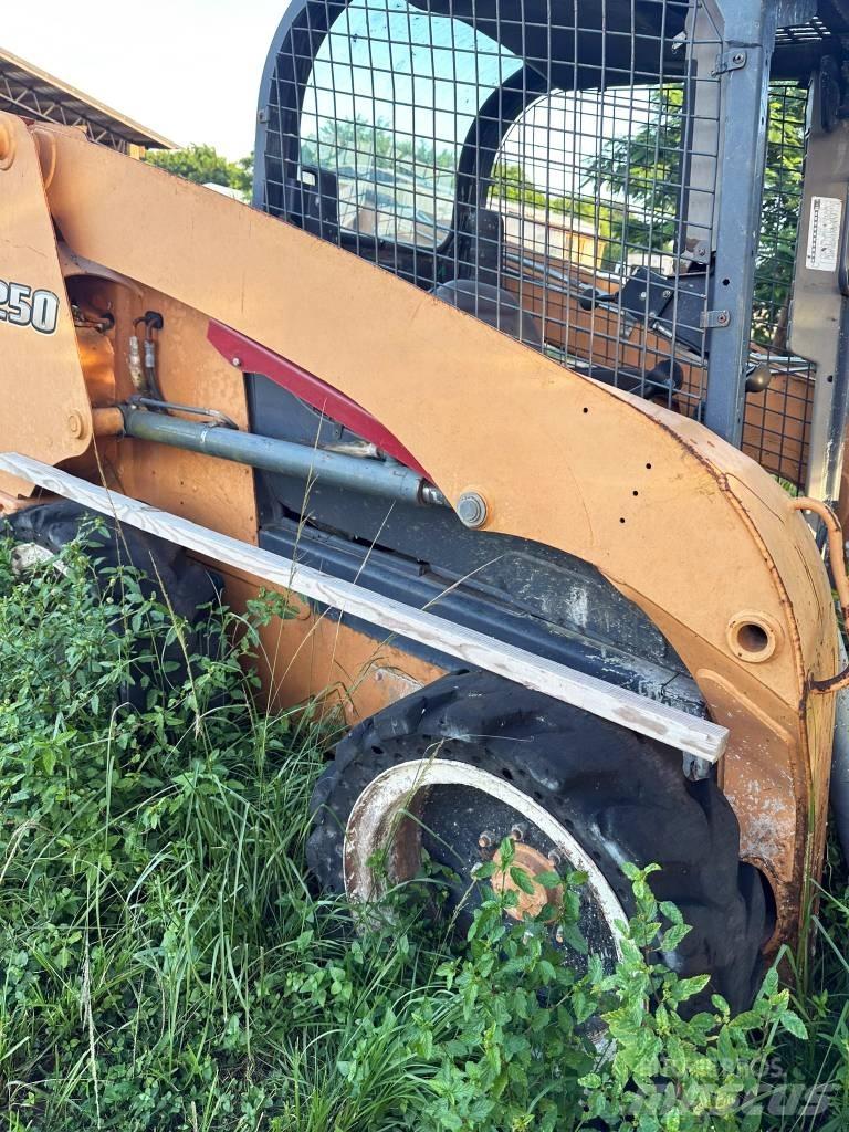 CASE SR 250 Minicarregadeiras