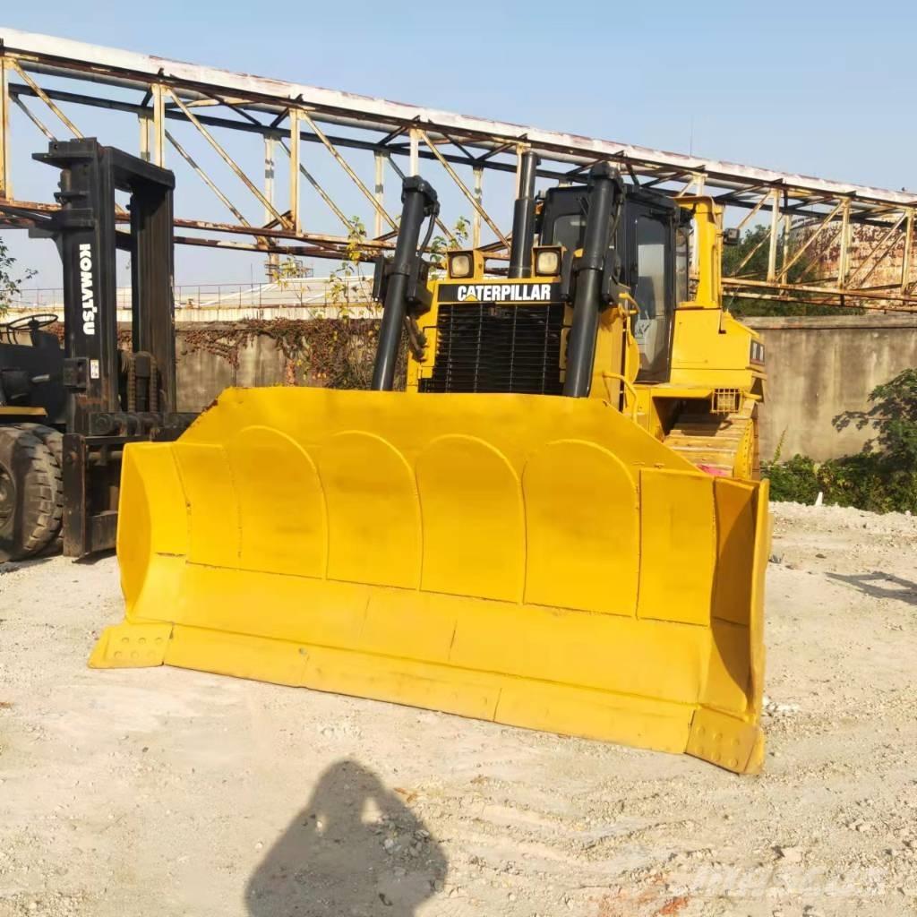 CAT D7H Dozers - Tratores rastos