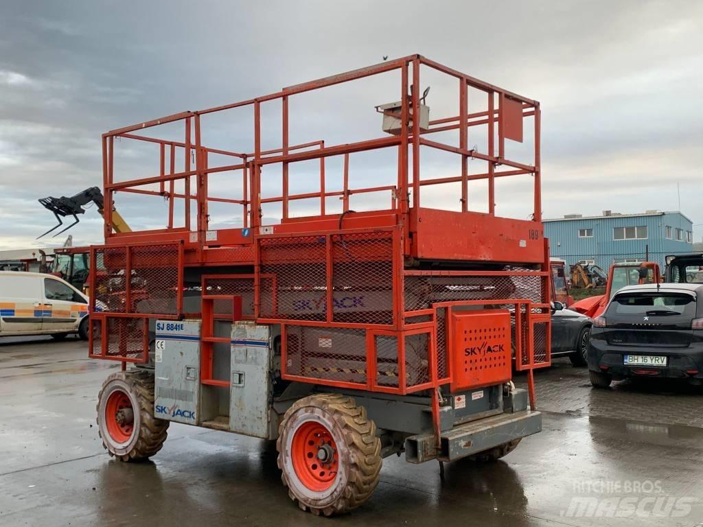 SkyJack SJ 8841 Elevadores de tesoura