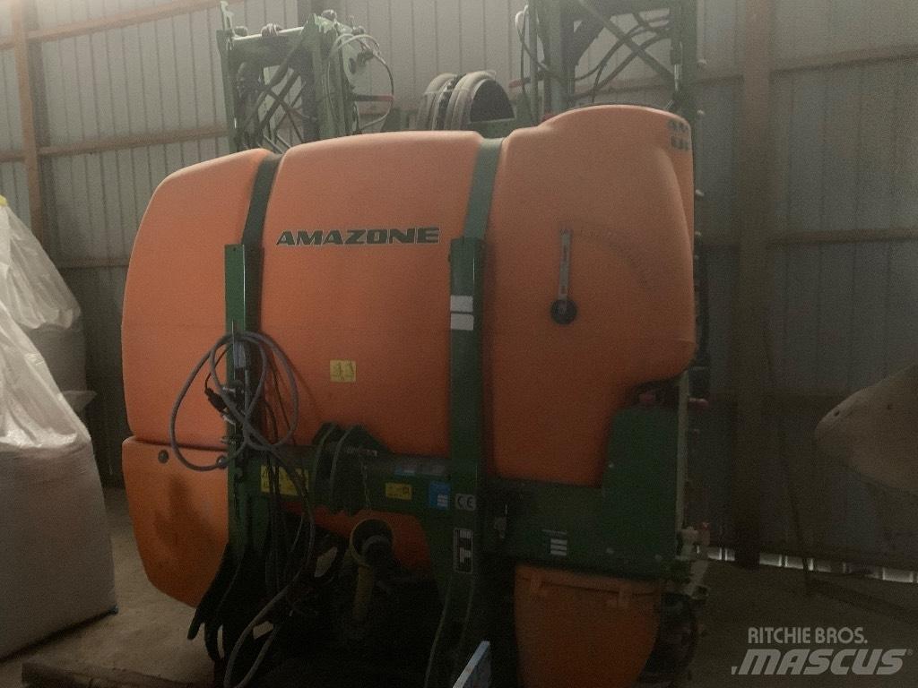 Amazone UF 1501 Pulverizadores montados
