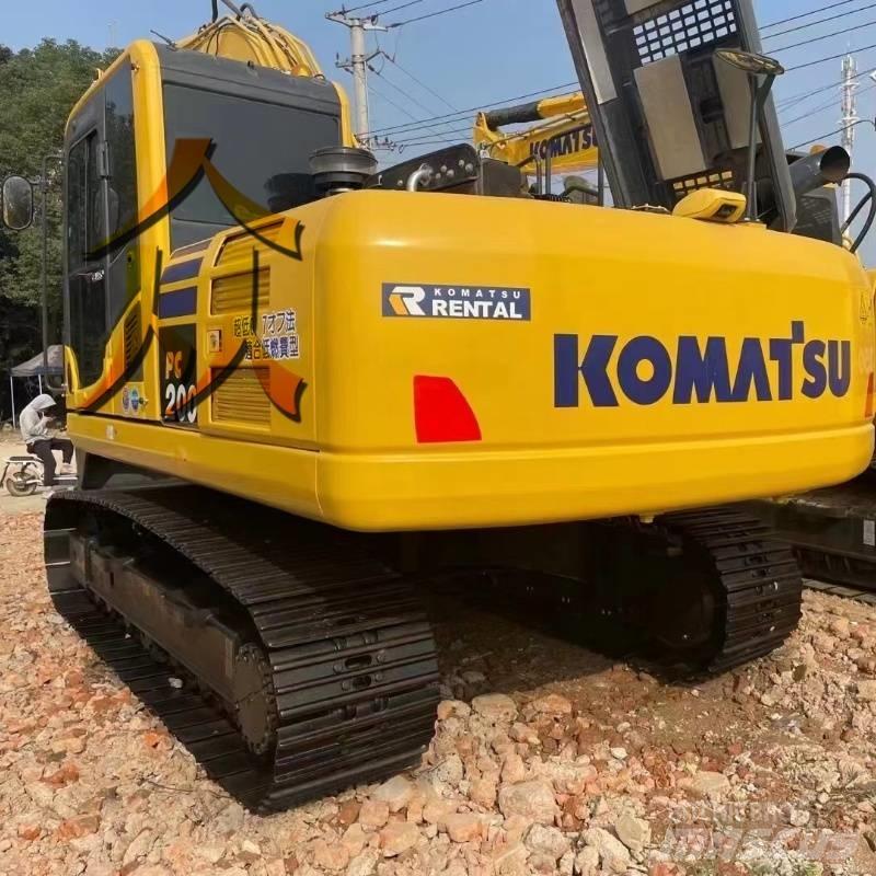 Komatsu PC 200 Escavadeiras de esteiras