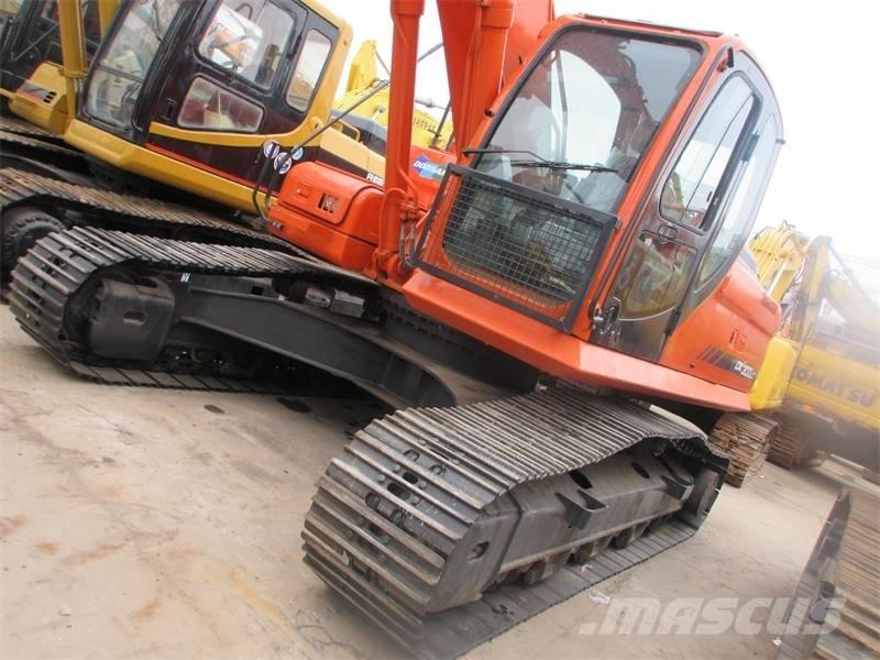Doosan DX 340 Escavadeiras de esteiras