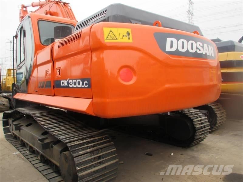 Doosan DX 340 Escavadeiras de esteiras