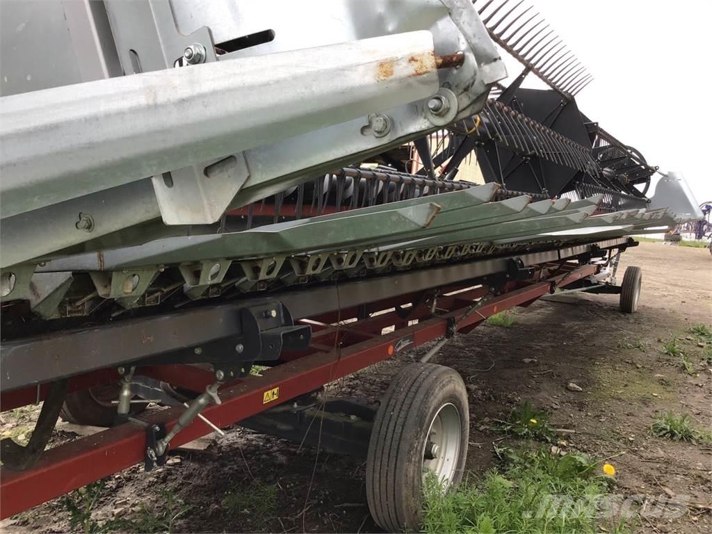 Case IH 3100 Ceifeiras debulhadoras compactas