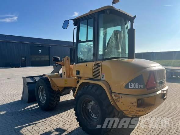 Volvo L 30 B Carregadeiras de rodas