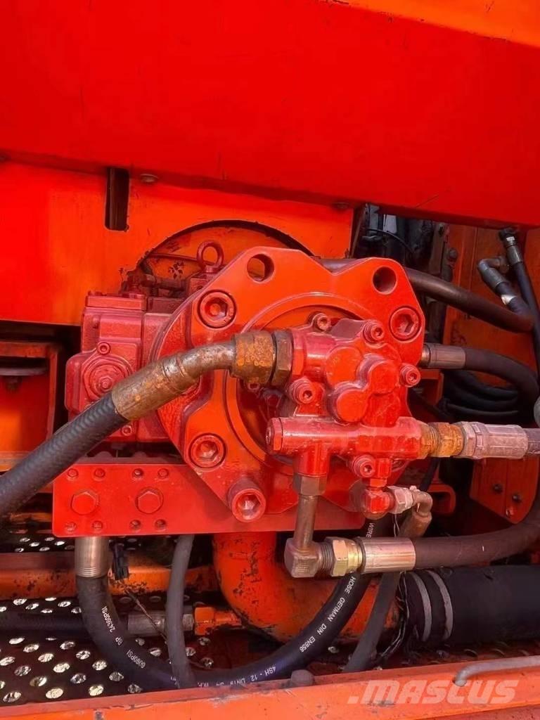 Doosan DH 300 LC-7 Escavadeiras de esteiras