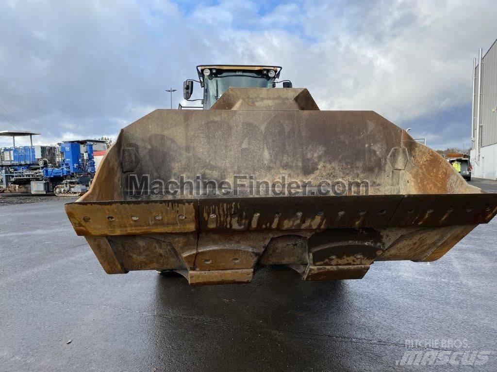 CAT 966 M XE Carregadeiras de rodas