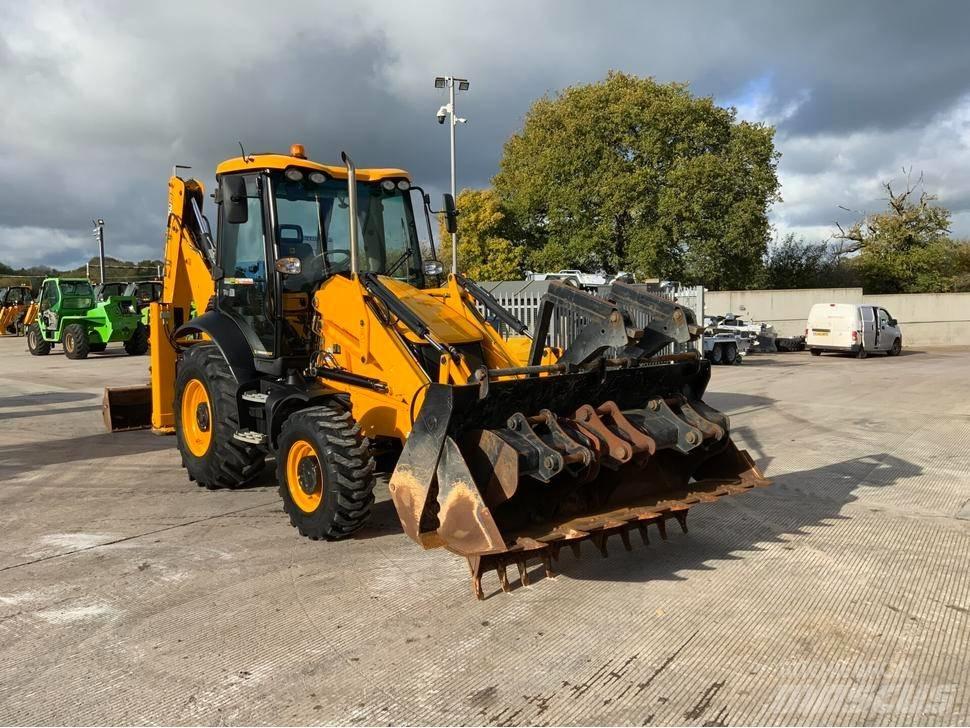 JCB 3CX Retroescavadeiras