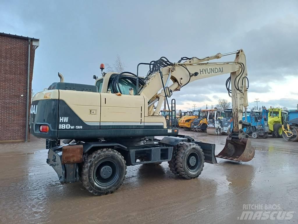 Hyundai HW 180 - 9A Escavadoras de rodas