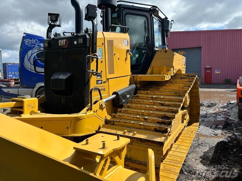 CAT D 6 LGP Dozers - Tratores rastos