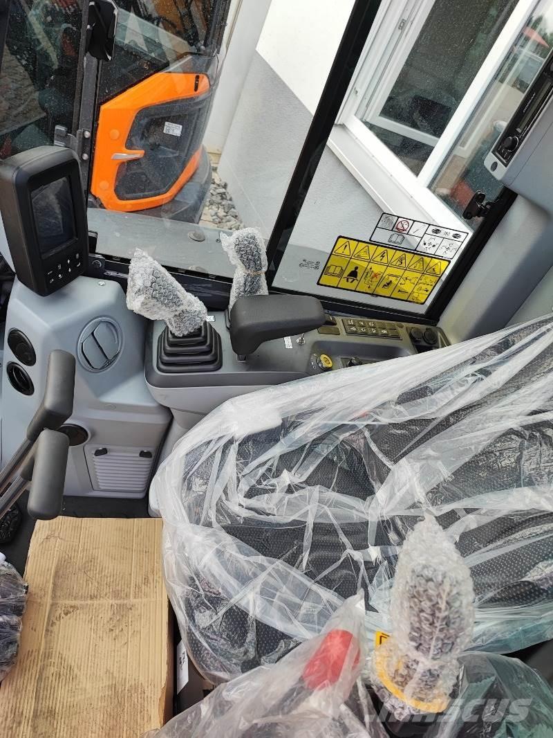 Develon DX27Z-7 Agricultura - Outros
