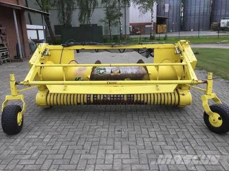 John Deere 630 B Acessórios máquinas feno e forragem
