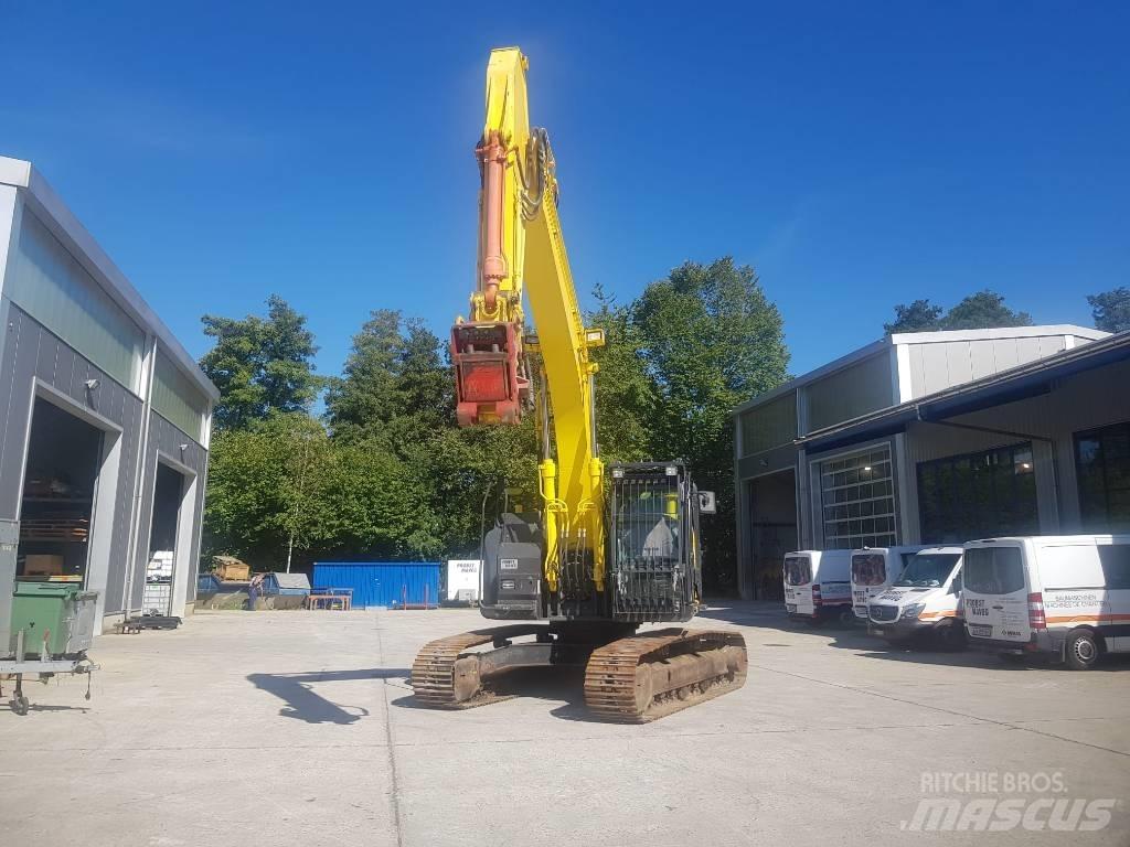 Hitachi ZX225USLC-5 Escavadeiras de esteiras
