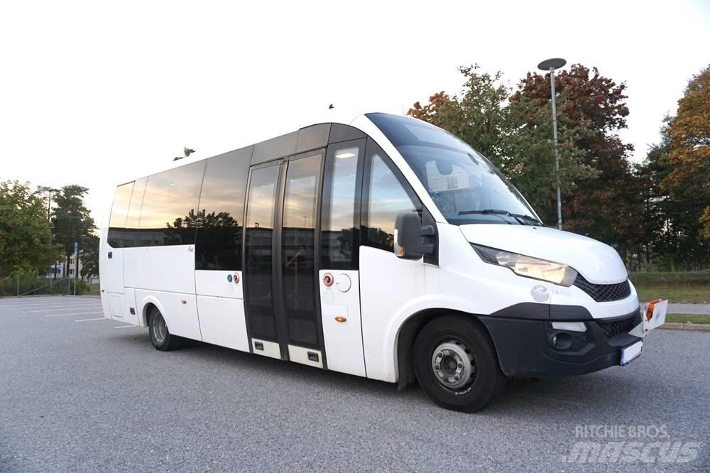 Iveco Rosero First Autocarros intercidades