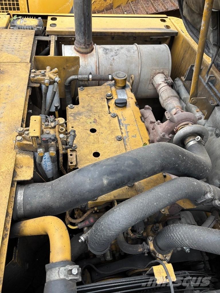 CAT 320 D L Escavadeiras de esteiras