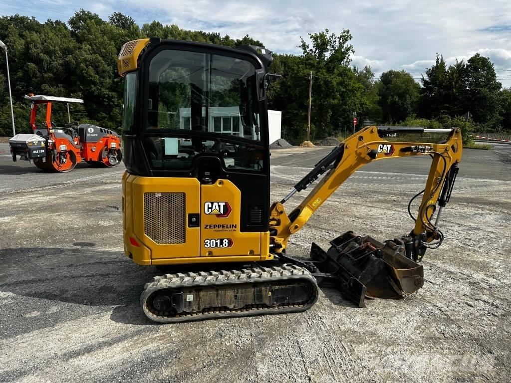 CAT 301.8 Miniescavadeiras