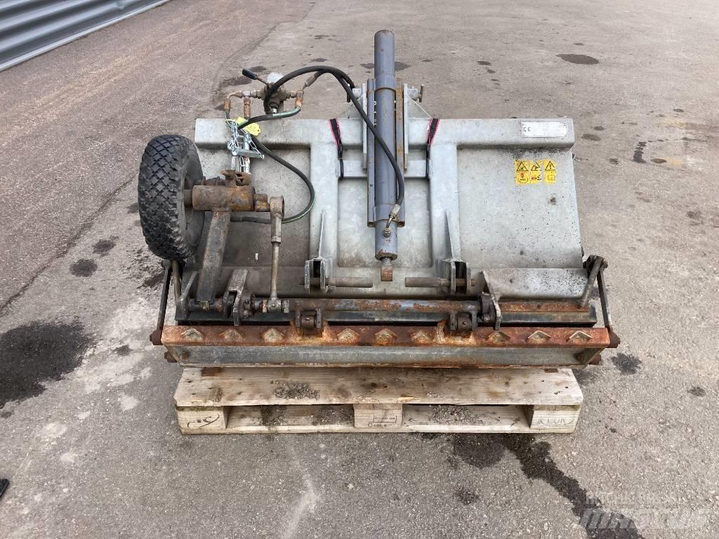 LS Sandspridare Acessórios para tractores compactos