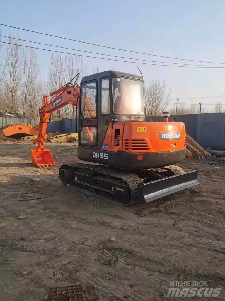 Doosan DH55 Escavadeiras de esteiras