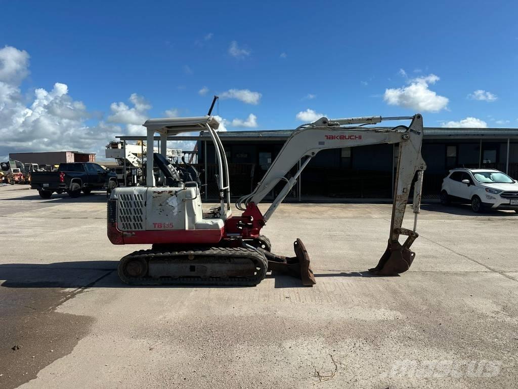 Takeuchi TB 135 Escavadeiras de esteiras