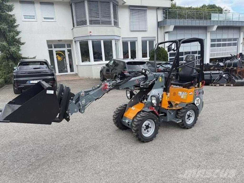 GiANT G1200 Tele Carregadeiras de rodas