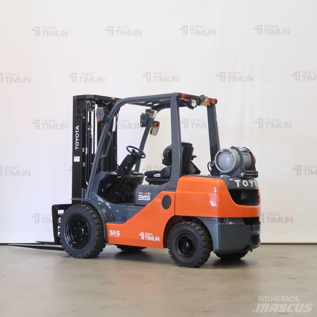 Toyota 02-8FGJF35 Empilhadores a gás