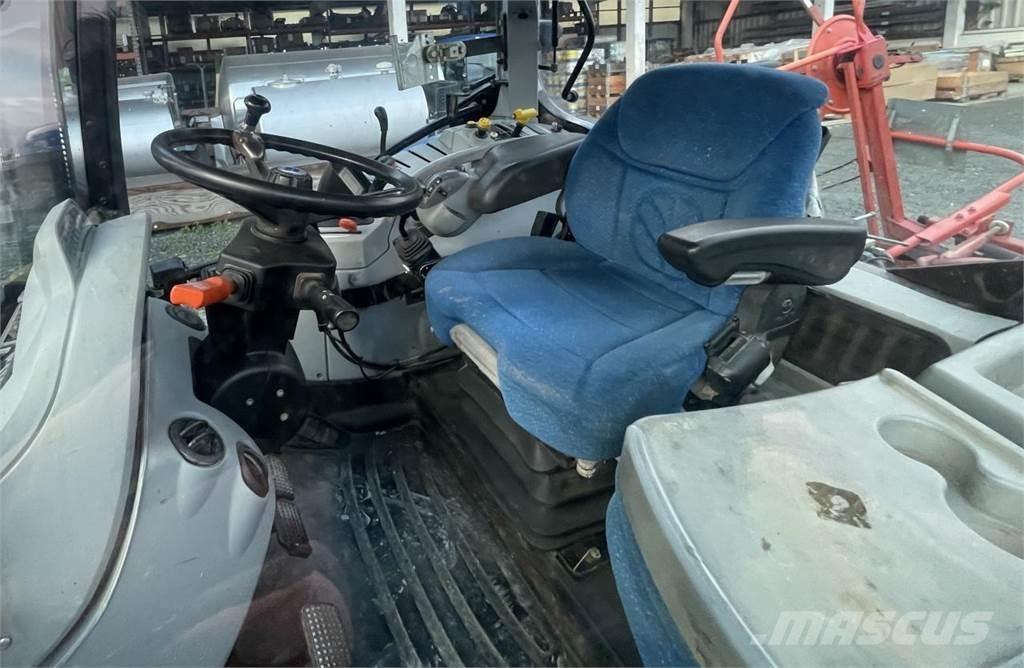 New Holland T 6020 Tratores Agrícolas usados