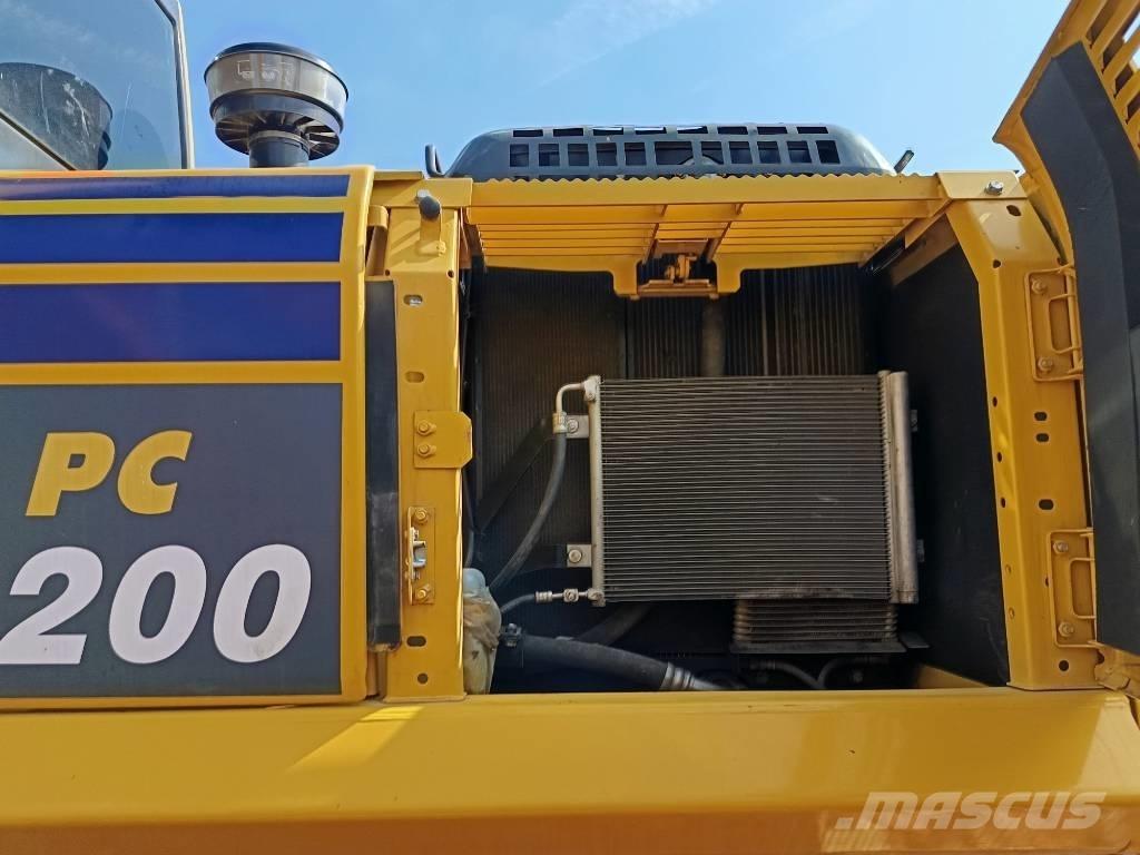 Komatsu PC 200 Escavadeiras de esteiras