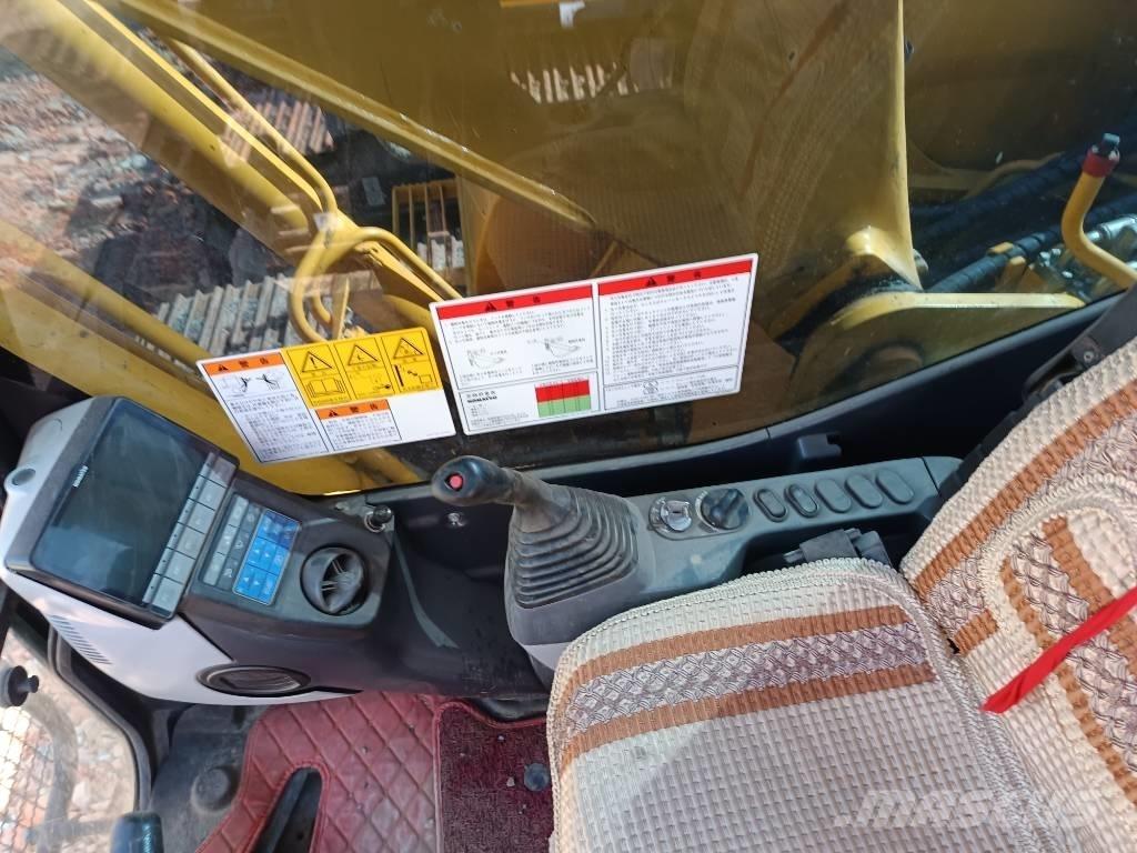 Komatsu PC 200 Escavadeiras de esteiras