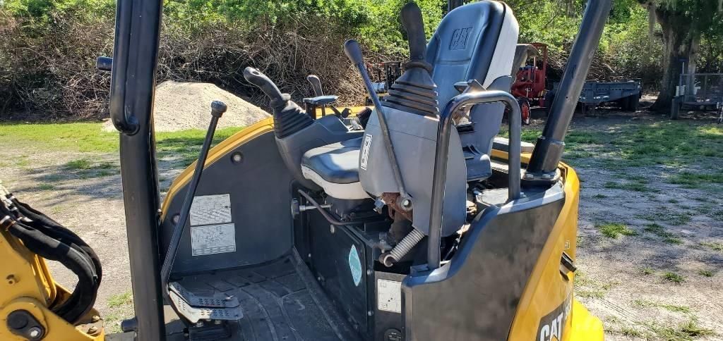 CAT 303 E CR Miniescavadeiras
