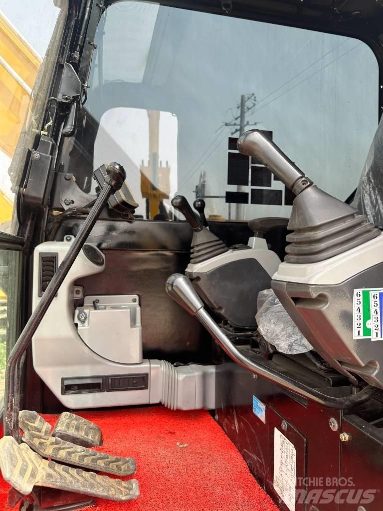 CAT 307E2 Miniescavadeiras