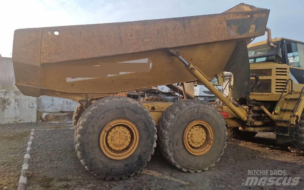 CAT 730 Caminhões articulados