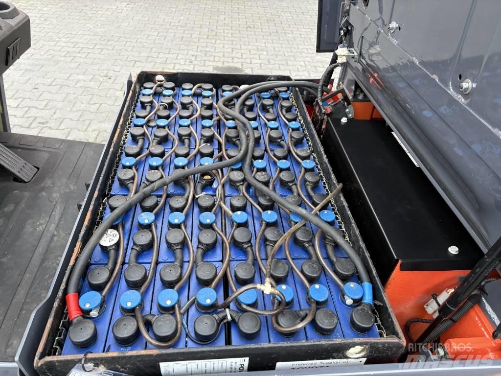 Toyota 8 FBMKT 20 Empilhadores eléctricos