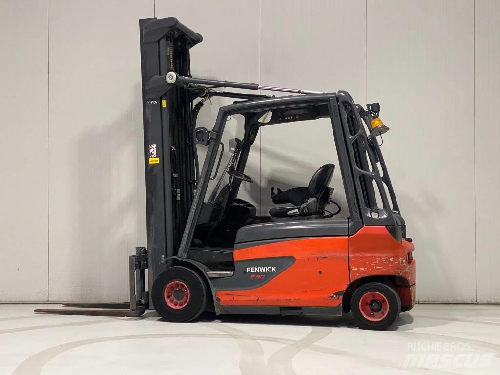 Linde E30L-01 Empilhadores eléctricos