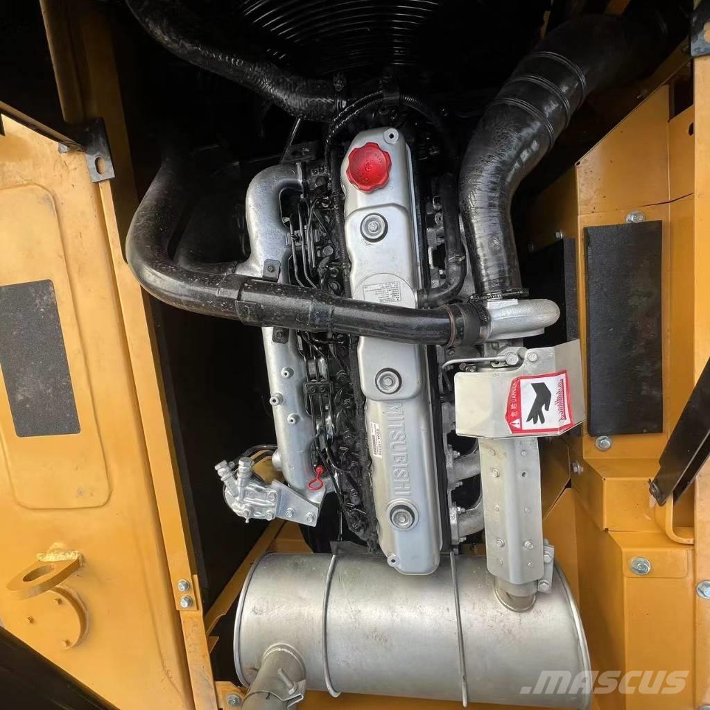 Sany SY 215 C Escavadeiras de esteiras