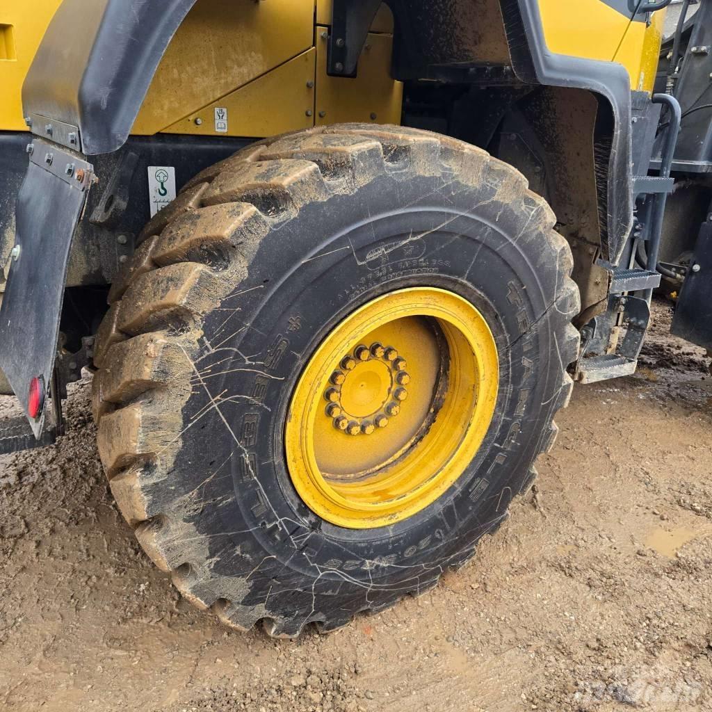 Komatsu WA320-8 Carregadeiras de rodas