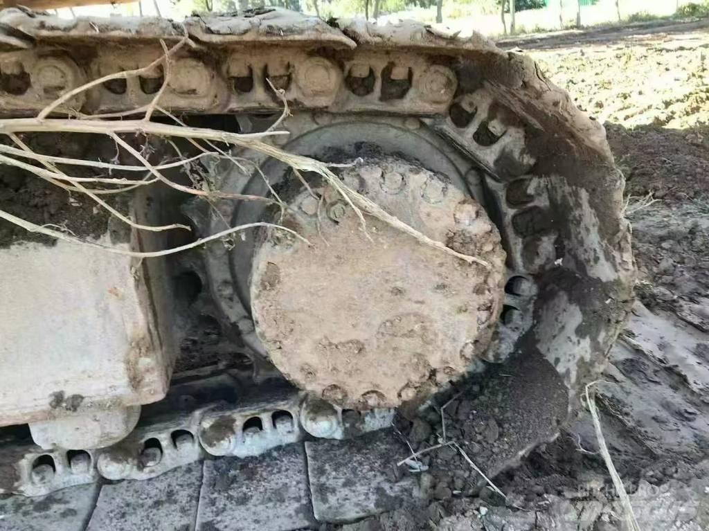 Komatsu PC 210 Escavadeiras de esteiras