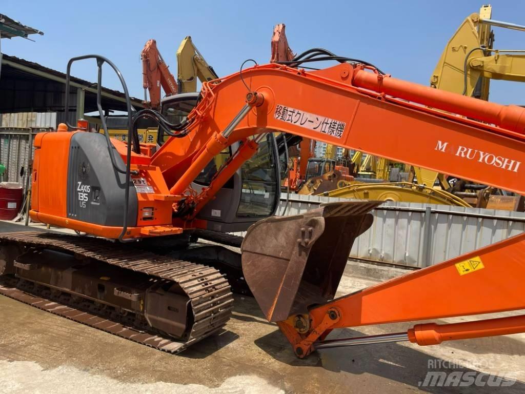 Hitachi ZX 135 Escavadeiras de esteiras