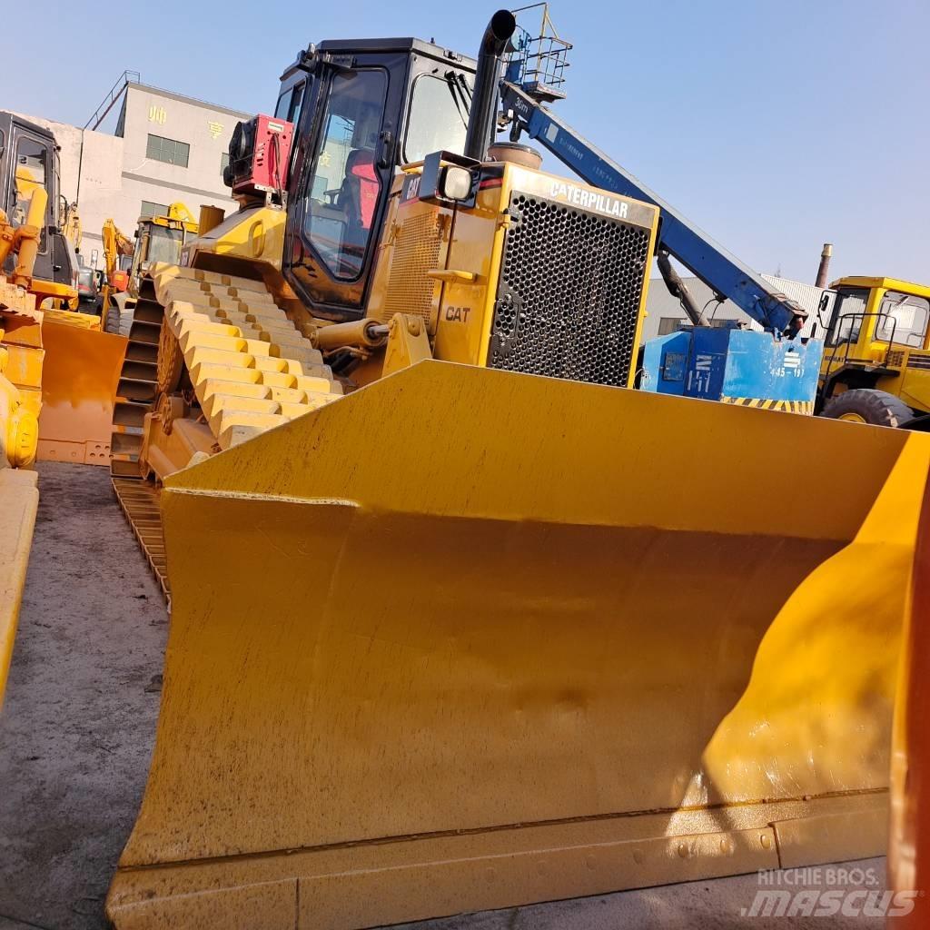 CAT D 6 R Dozers - Tratores rastos