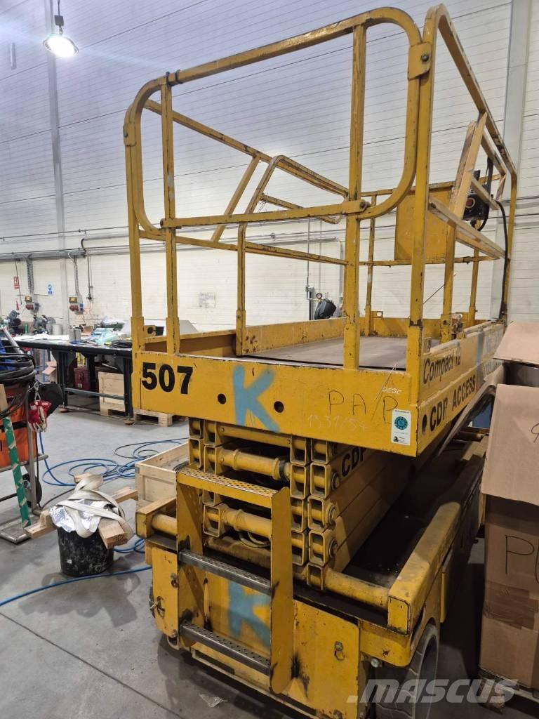 Haulotte Compact 12 Elevadores de tesoura