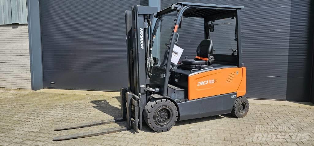 Doosan B 30 X-7 Empilhadores eléctricos
