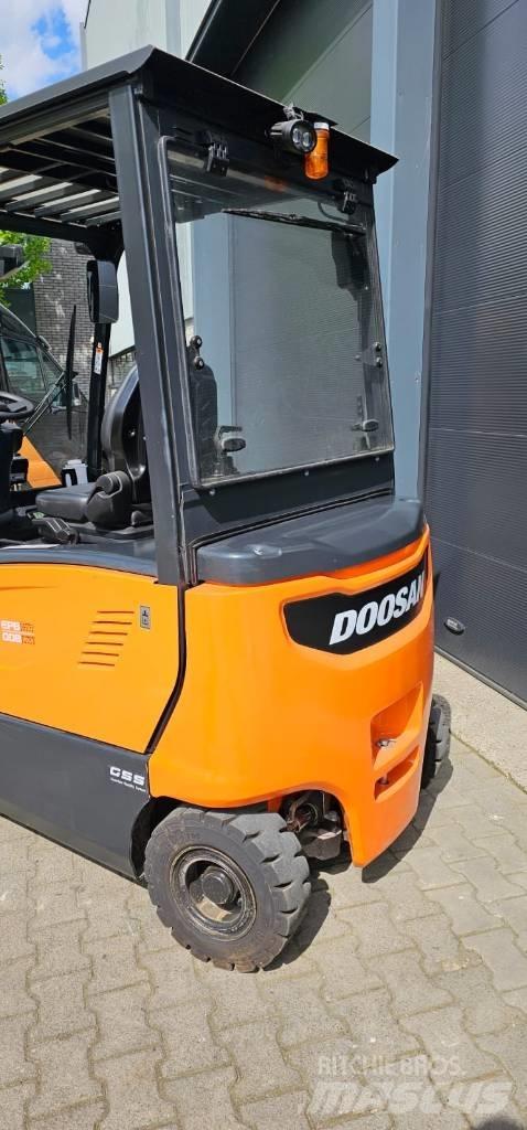 Doosan B 30 X-7 Empilhadores eléctricos