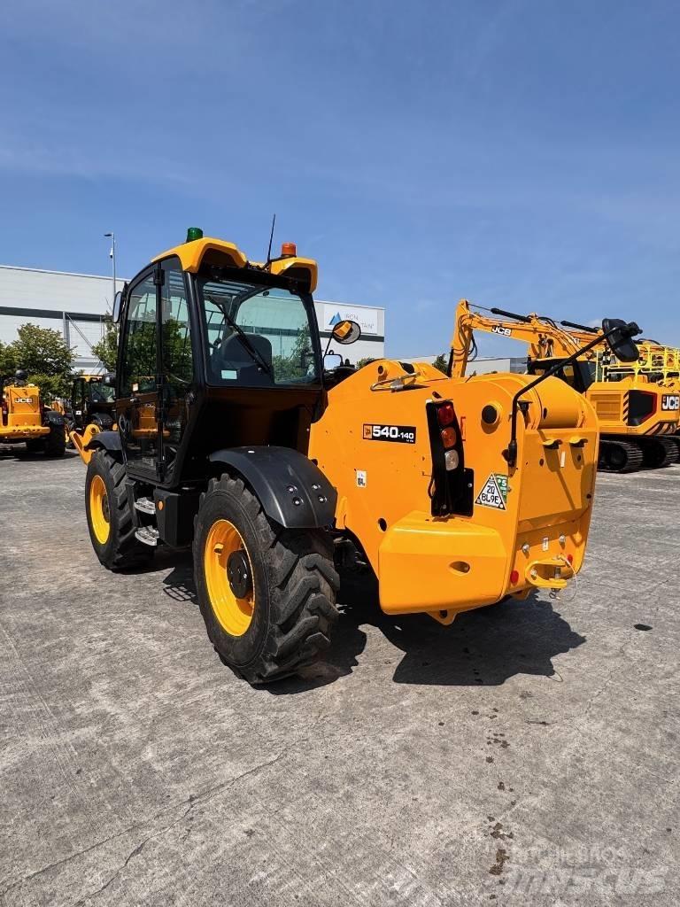 JCB 540-140 Manipulador telescópico