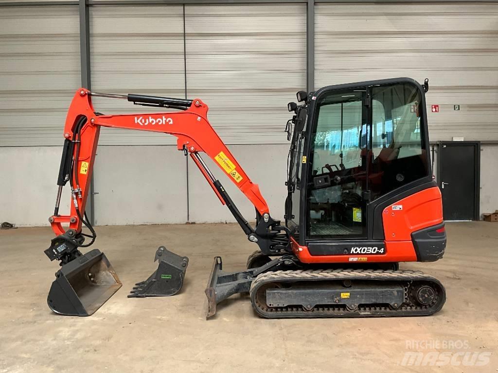 Kubota KX 030-4 Miniescavadeiras