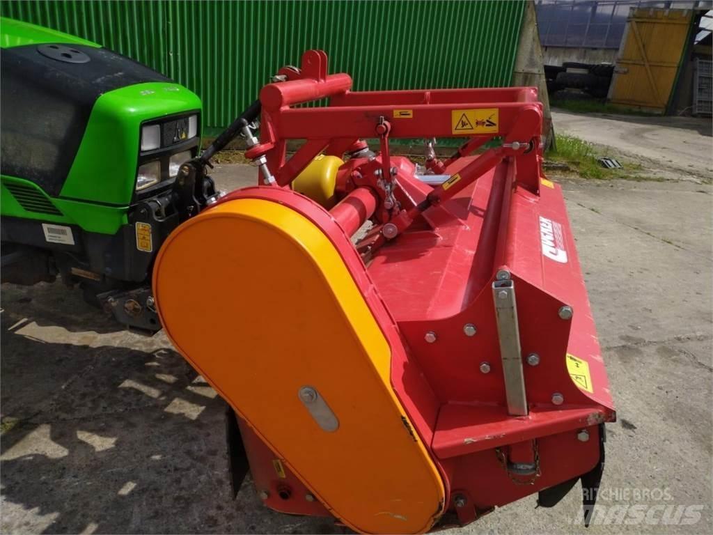Dücker PMK 18 Outros equipamentos de forragem e ceifa