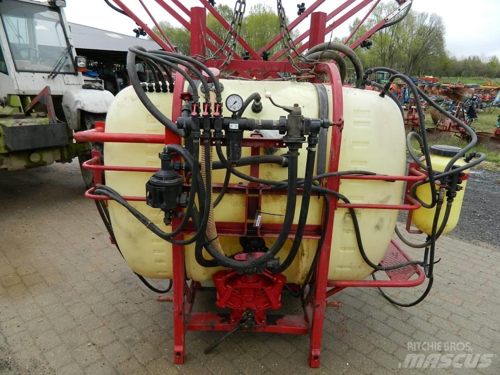 Hardi 1200 Pulverizadores montados