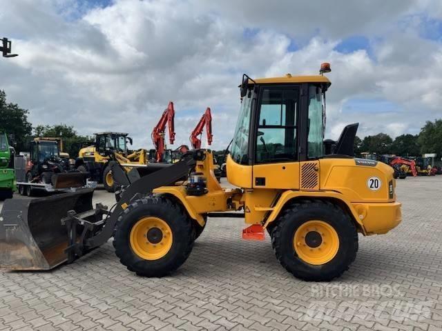 Volvo L 30 G Carregadeiras de rodas