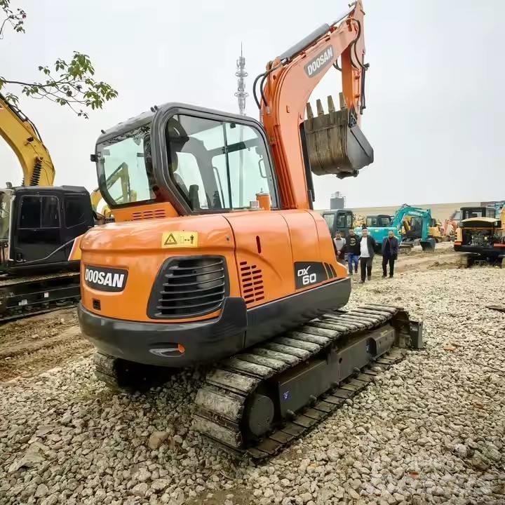 Doosan DX 60 Escavadeiras de esteiras