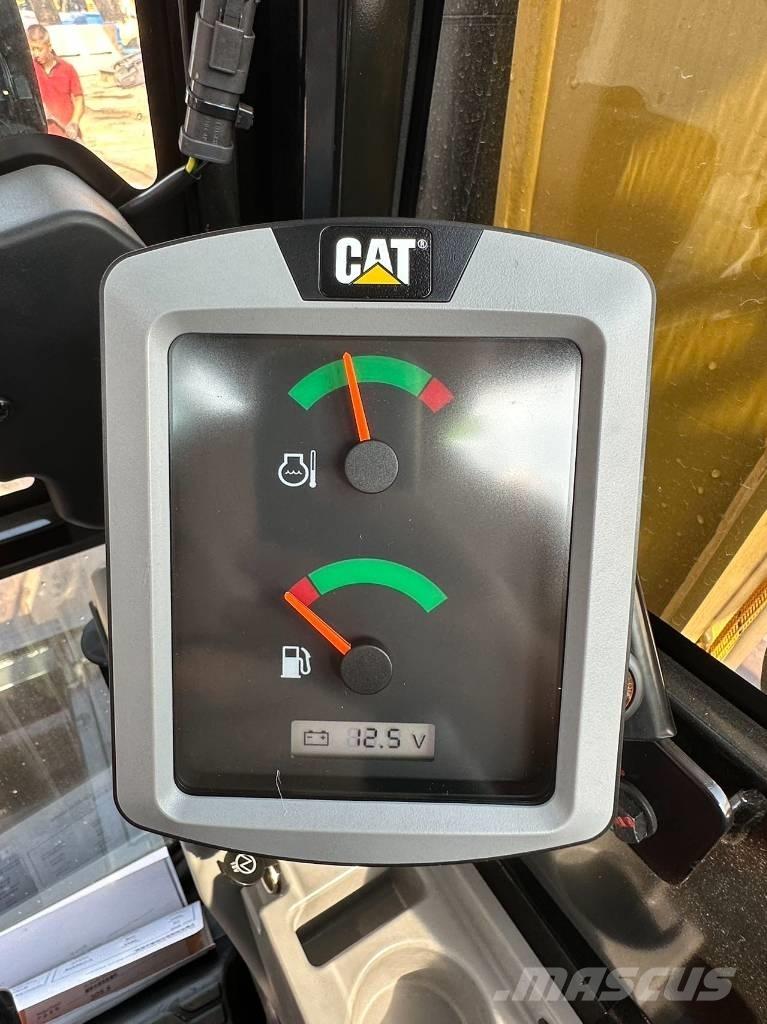 CAT 2024 CAT 305.5 Miniescavadeiras