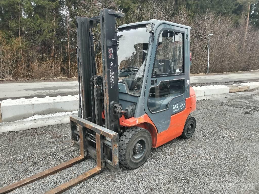 Toyota 7FGF20 Empilhadores a gás