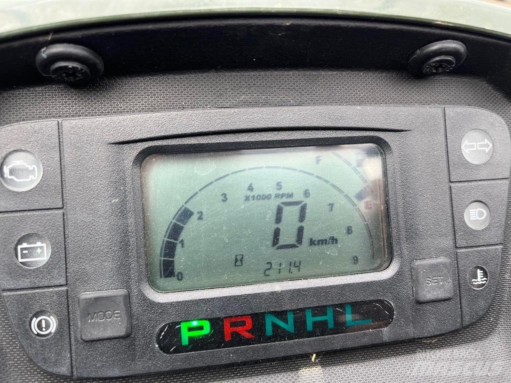 Kymco UXV450i Máquinas utilitárias